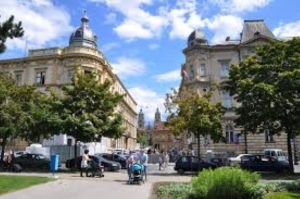 Najčešća pitanja mladih kroz 22 godine TESE - poziv na predavanje